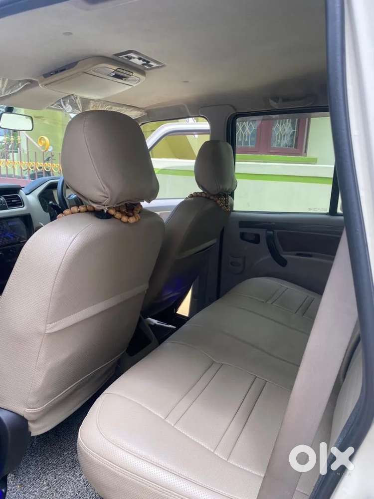 Mahindra Scorpio, 2015, Diesel