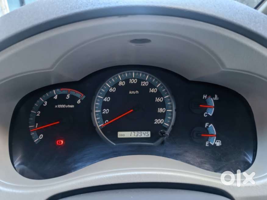 Toyota Innova 2.5 Vx 7 Seater Bs Iv, 2013, Diesel