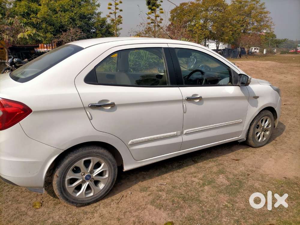 Ford Figo Aspire Titanium Plus Tdci [diesel]