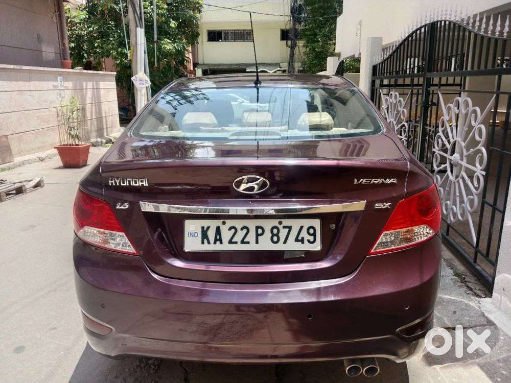 Hyundai Verna Fluidic 1.6 Vtvt Sx, 2012, Petrol