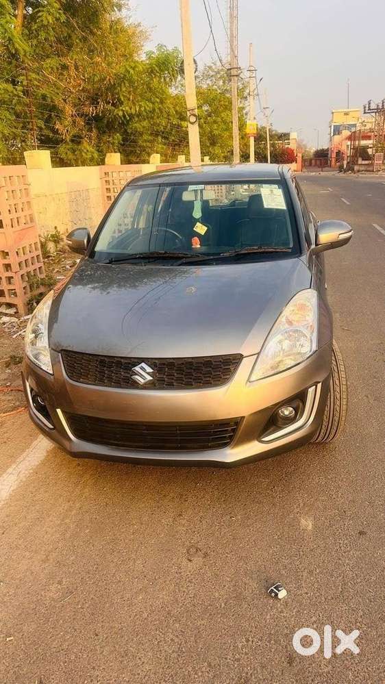 Maruti Suzuki Swift 2017 Petrol 37700 Km Driven