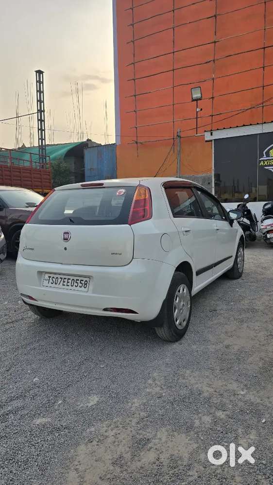 Fiat Grande Punto 2014 Diesel 193000 Km Driven