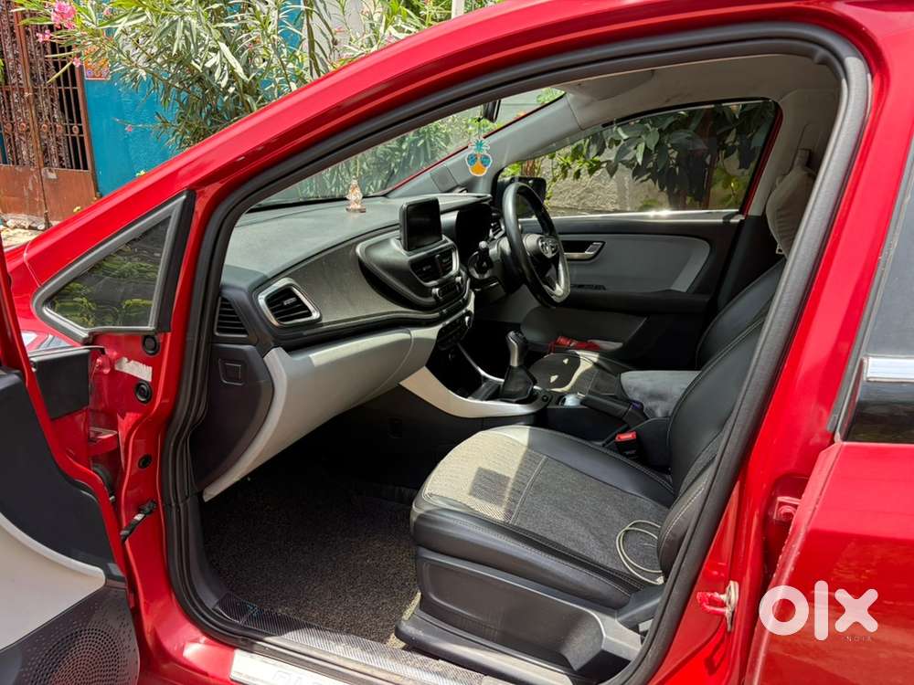 Tata Altroz Petrol 2020