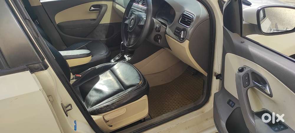 Volkswagen Vento Petrol Highline, 2011, Petrol