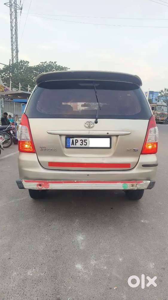 Toyota Innova 2009 Diesel Well Maintained
