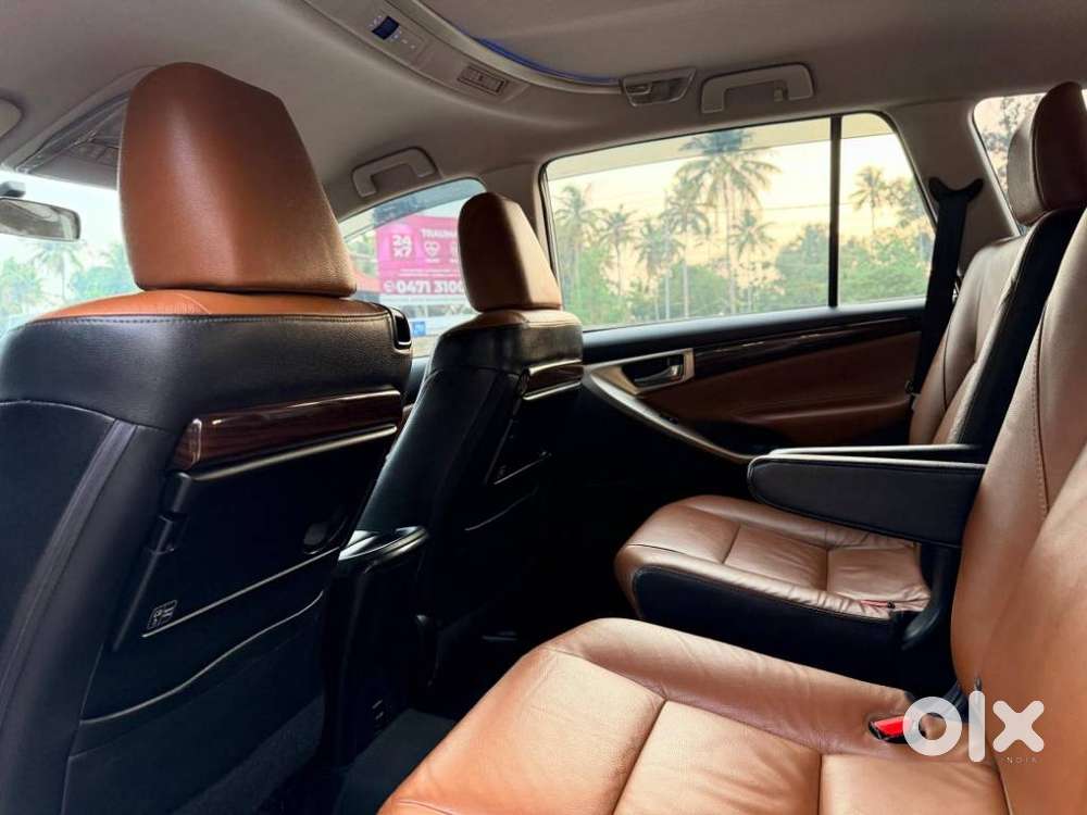 Toyota Innova Crysta 2.8z Automatic, 2017, Diesel