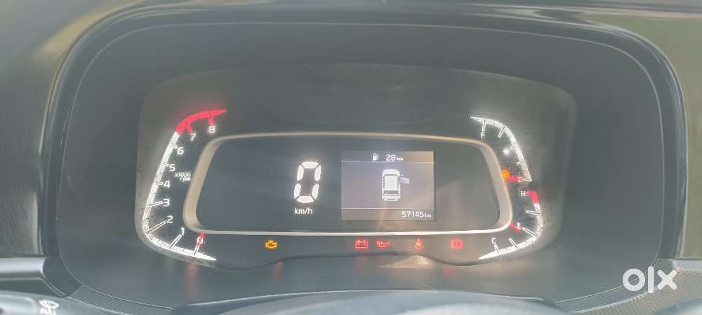 Kia Sonet, 2021, Petrol