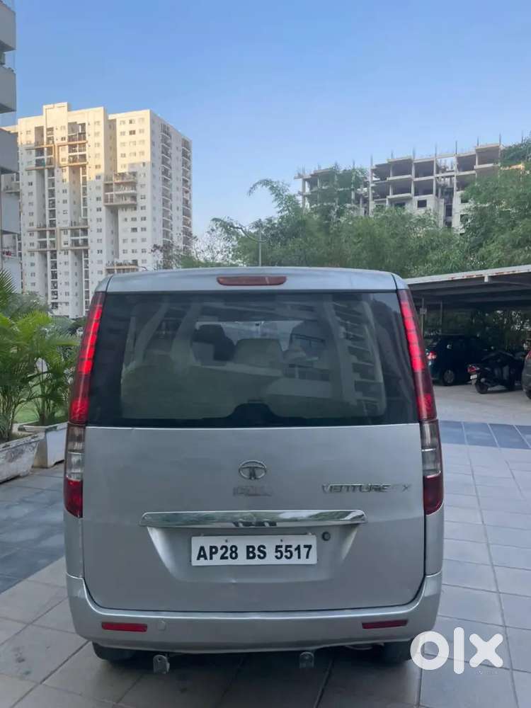 Tata Venture Van