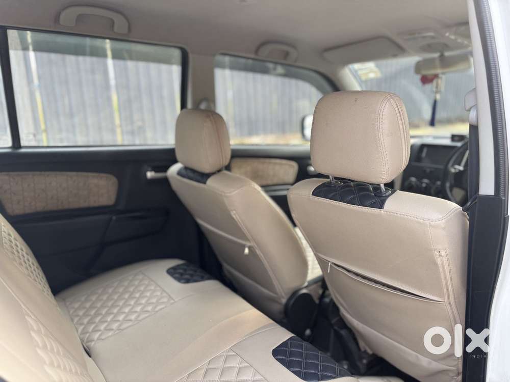 Maruti Suzuki Wagon R Stingray 1.0 Vxi Plus, 2017, Petrol