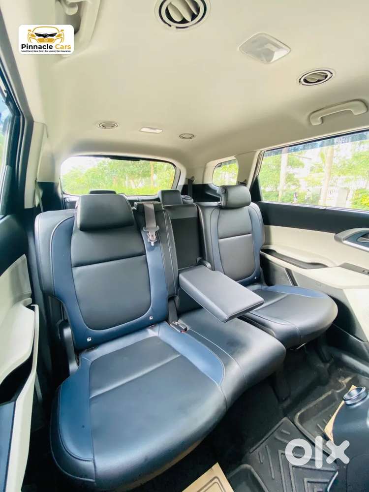 Kia Carens, 2025, Petrol