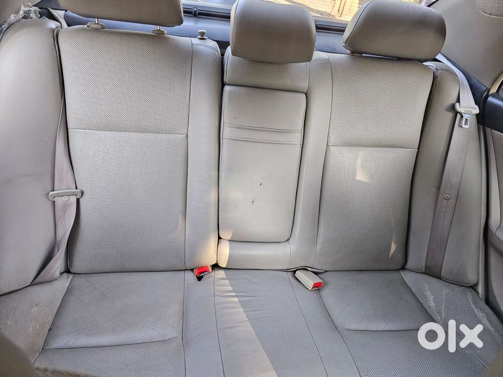 Toyota Corolla Altis Vl, 2012, Petrol