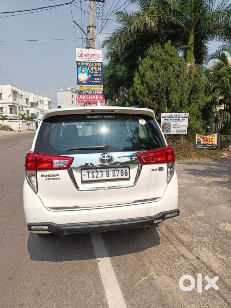 Toyota Innova Crysta 2.4 Z 7 Str, 2022
