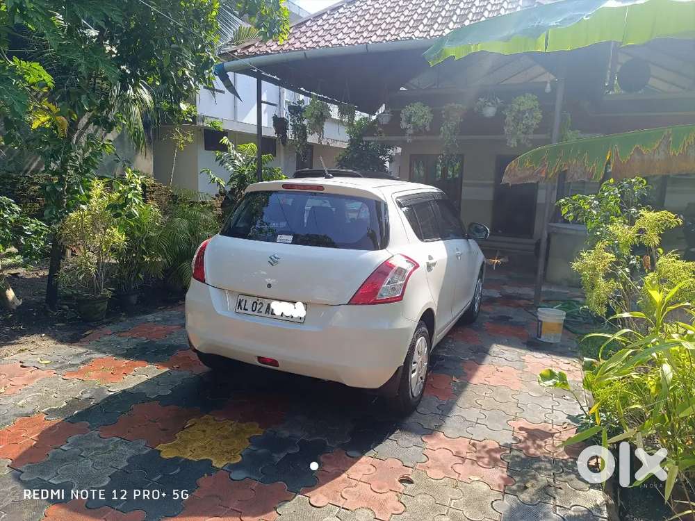 Maruti Suzuki Swift 2012 Diesel 65500 Km Driven