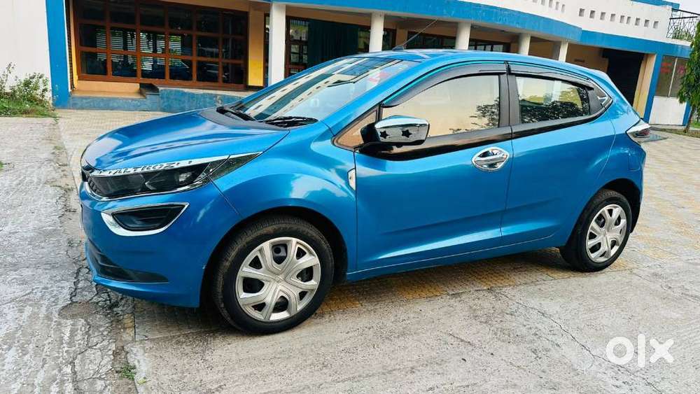 Tata Altroz 1.2 Xm Plus, 2021, Petrol