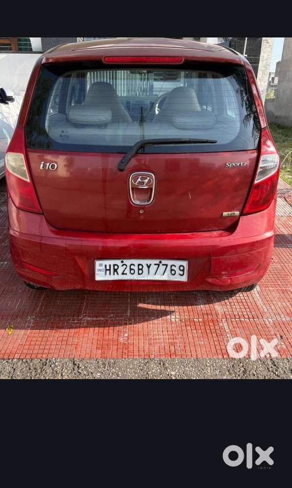 Hyundai I10 Sportz Petrol 2013