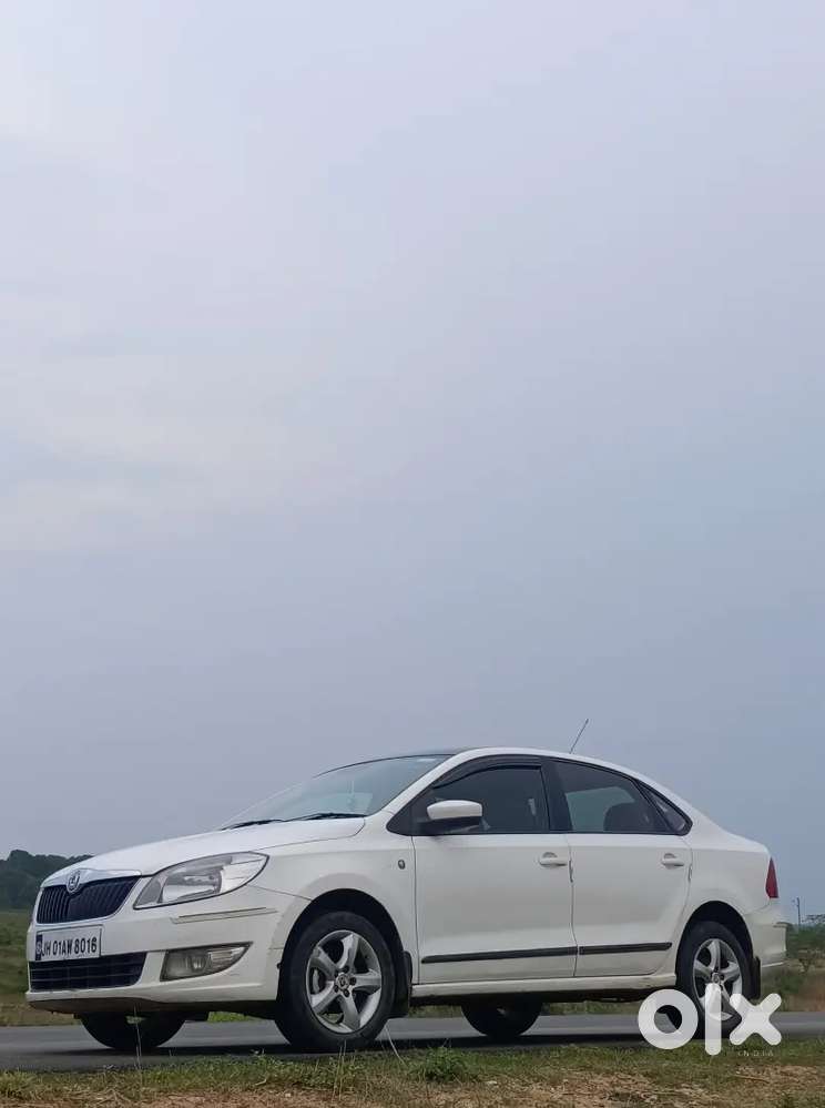 Skoda Rapid 1.6 Active 2013