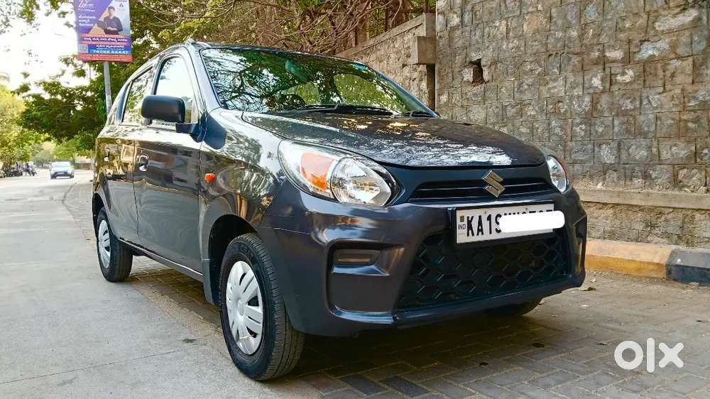 Maruti Suzuki Alto ,1st Owner. 15 K Running. Reverse Camera .