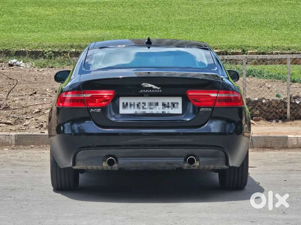 Jaguar Xe Portfolio, 2016, Petrol