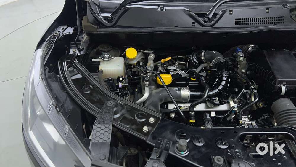 Nissan Magnite 1.0 Xv Turbo Cvt, 2022, Petrol