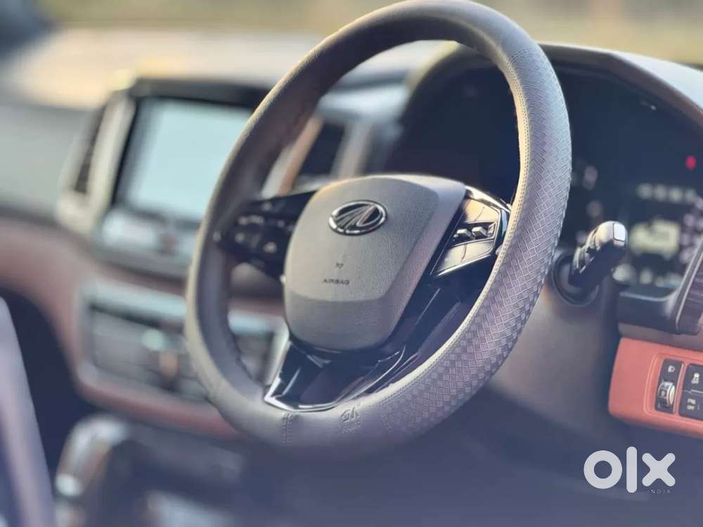 Mahindra Alturas G4, 2022, Diesel