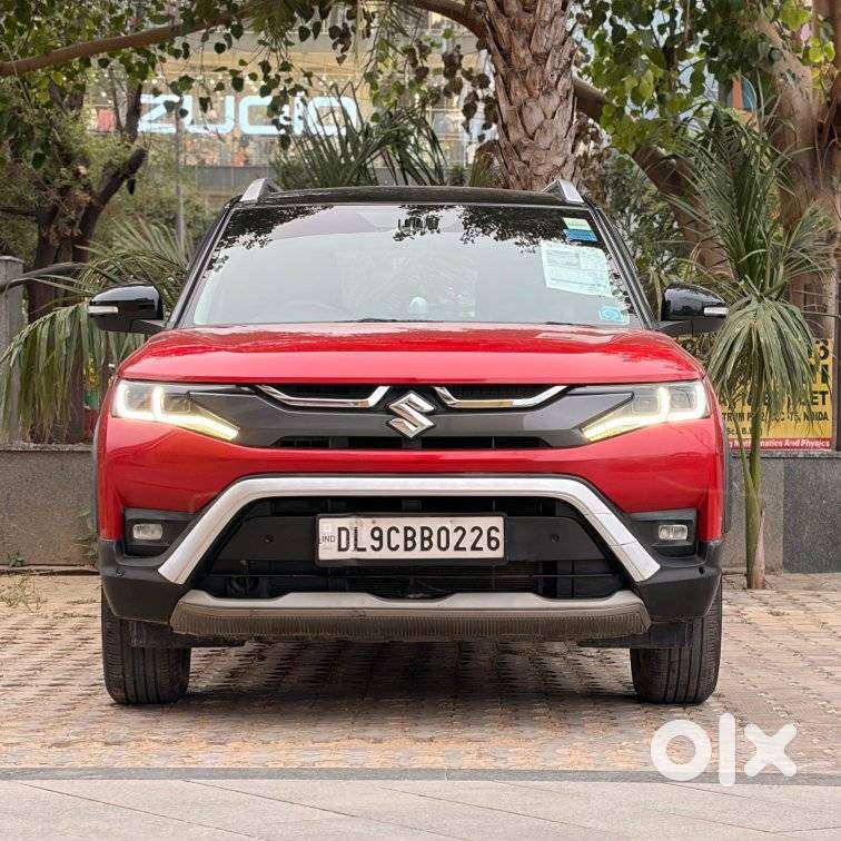 Maruti Suzuki Brezza 1.5 Zxi At Smart Hybrid Dual Tone, 2023, Petrol