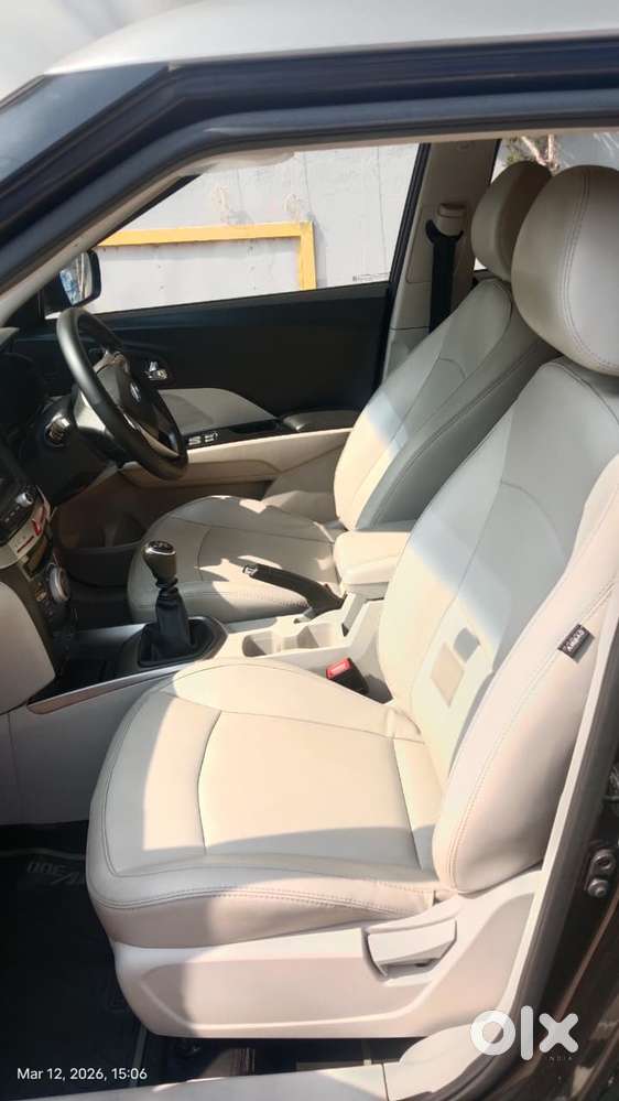 Mahindra Xuv700 2.2 Ax 7 Diesel Mt Luxury Pack Str, 2023