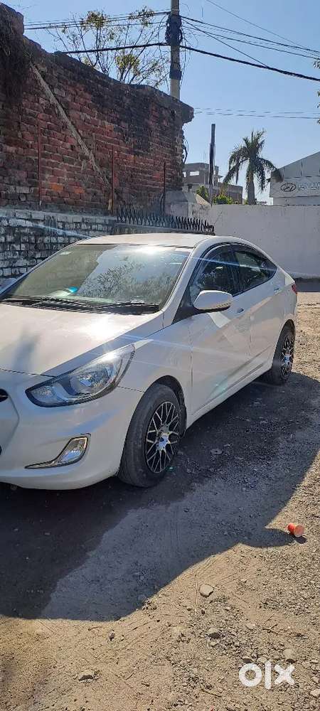 Hyundai Verna Ex 2013