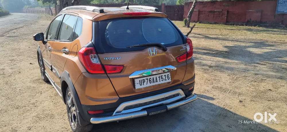 Good Maintained Car , With Touch Screen And Sunroof