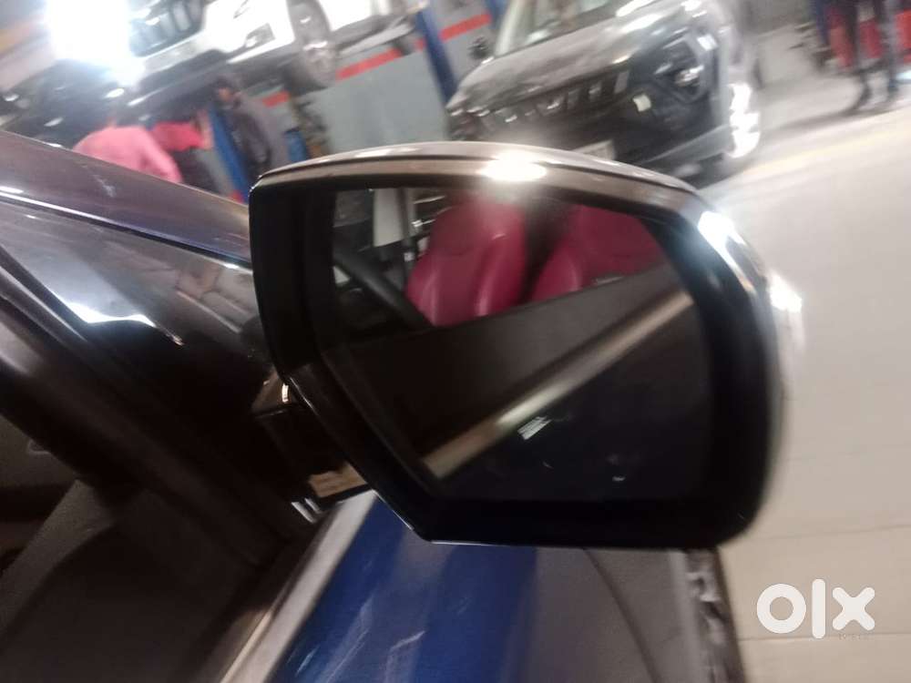 Mahindra Xuv700 Petrol 2025
