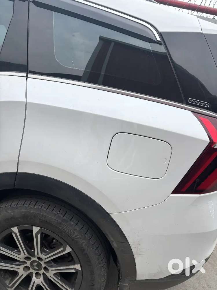 Mahindra Xuv700 2.0 Petrol At 2023