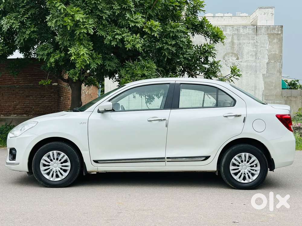 Maruti Suzuki Dzire 1.2 Vxi Amt, 2018, Cng & Hybrids