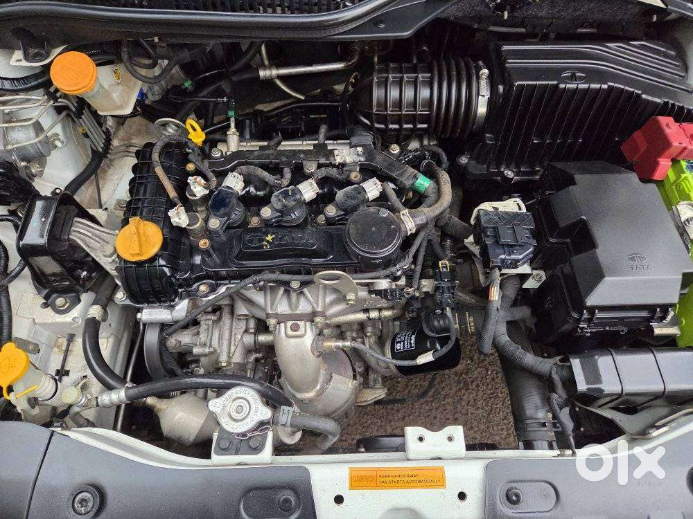 Tata Altroz Xz, 2020, Petrol