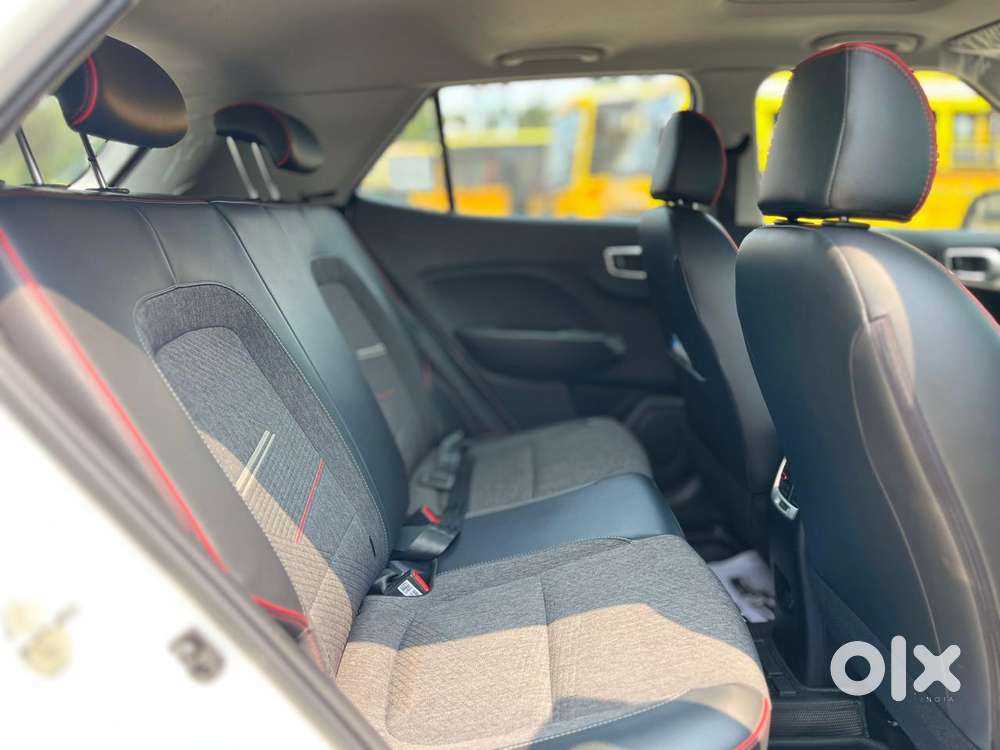 Hyundai Venue, 2023, Petrol