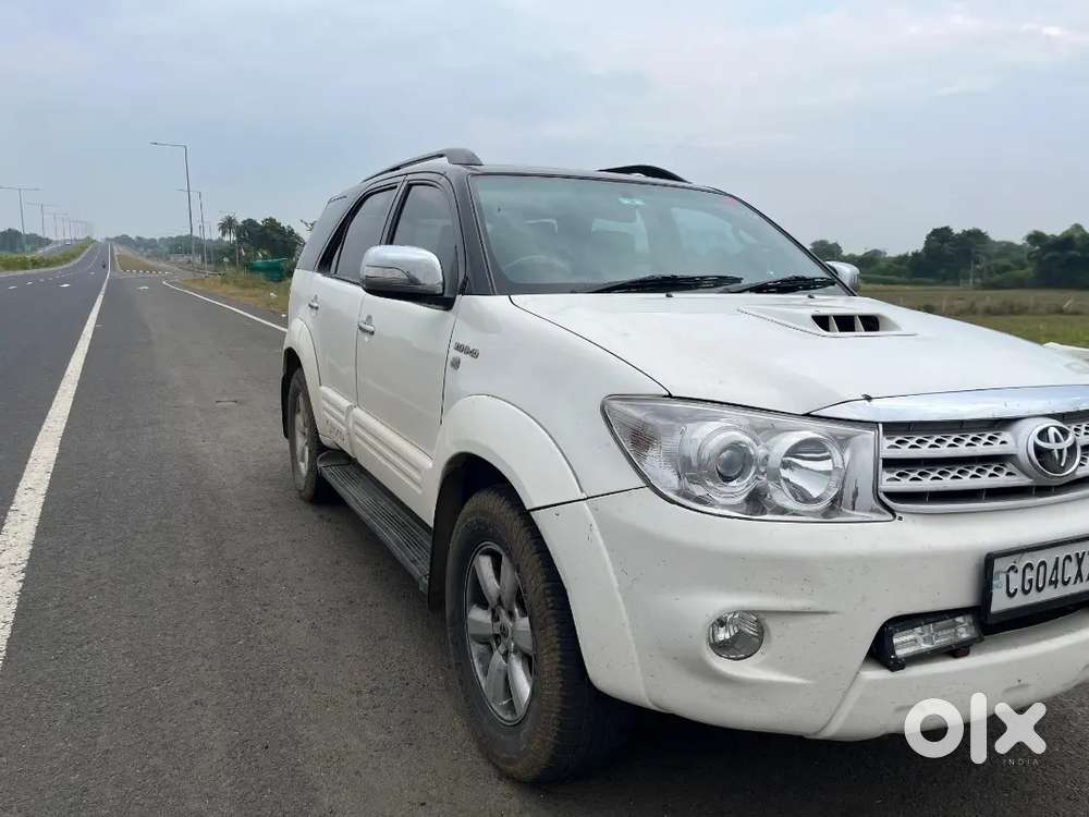 Toyota Fortuner 4x4 2011 Diesel Manual