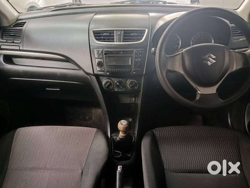 Maruti Suzuki Swift Vxi + Manual, 2016, Petrol