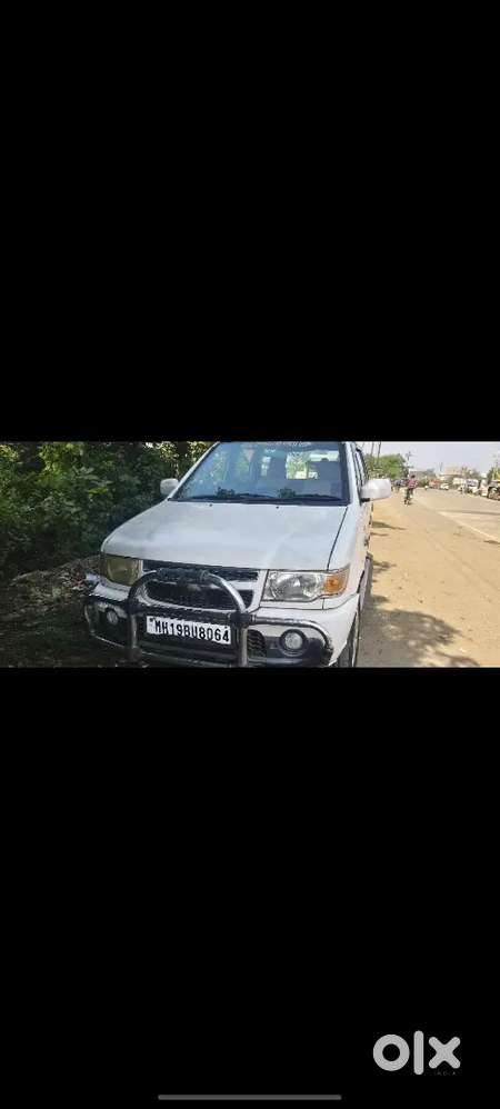 Chevrolet Tavera Ls 2015 Diesel Manual 3rd Owner