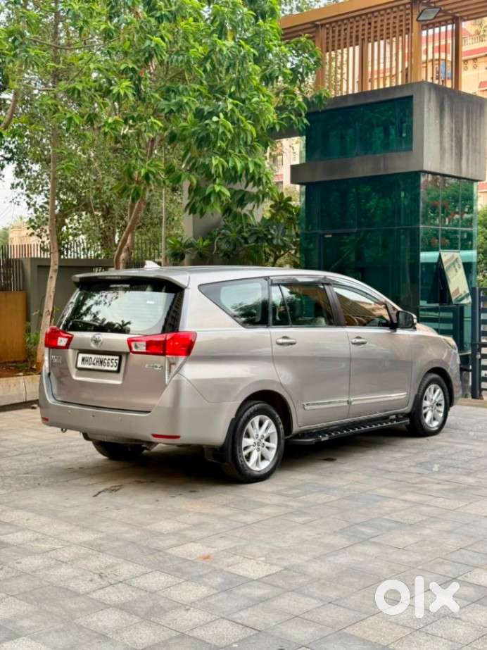 Toyota Innova Crysta 2.8 Gx At, 2016, Diesel