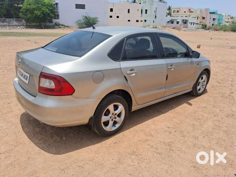 Skoda Rapid 1.6 Mpi Ambition, 2015, Diesel