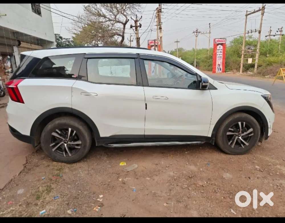 Mahindra Xuv700 2022 Diesel 80000 Km Driven