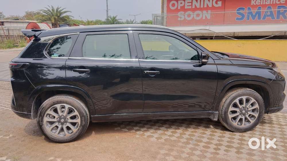 Maruti Suzuki Grand Vitara 1.5 Alpha Smart Hybrid At, 2023, Petrol