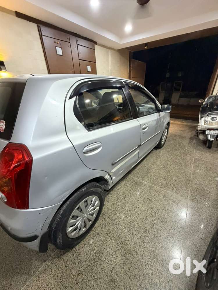 Toyota Etios Liva 2011