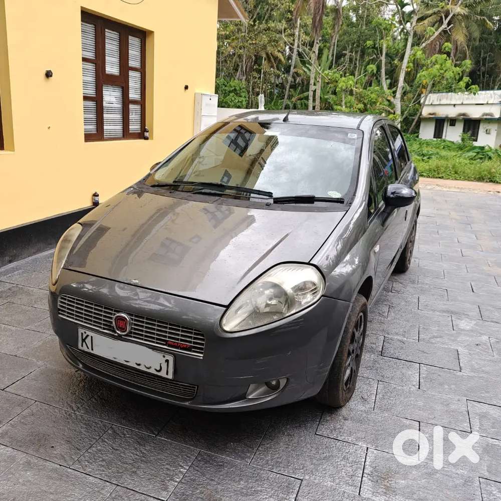 Fiat  Punto  Emotion 2010 Diesel Gray Colour