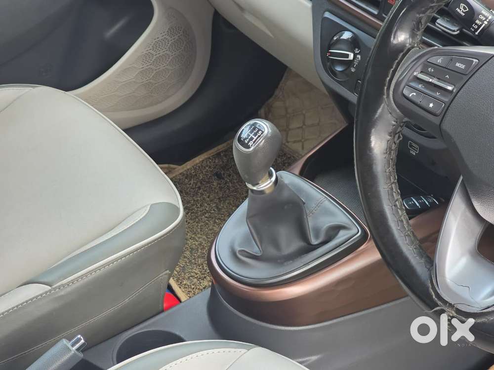 Hyundai Aura 1.2 Sx Cng, 2023, Cng & Hybrids
