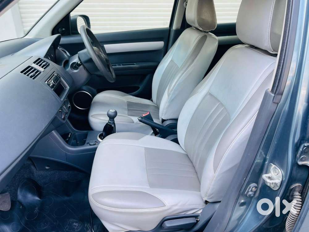Maruti Suzuki Swift Lxi Option, 2010, Petrol