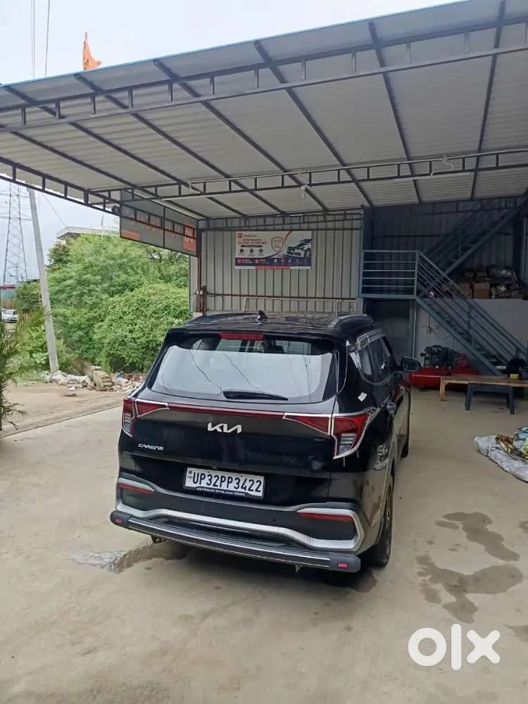 Kia Carens Prestige Plus 2024