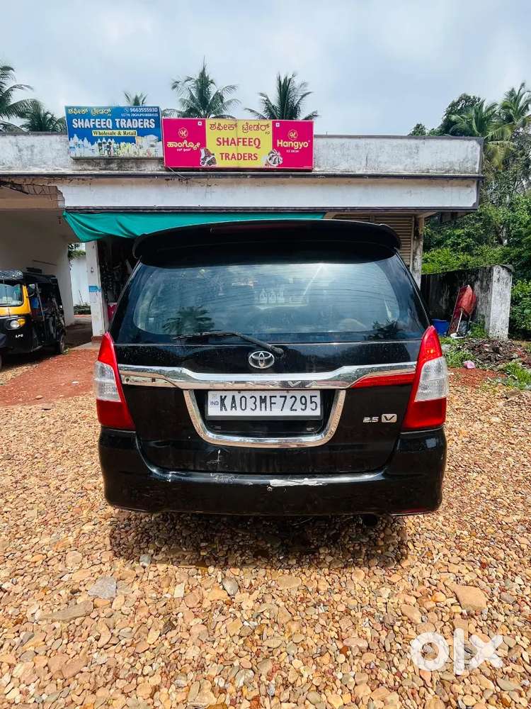 Toyota Innova 2006 Diesel Well Maintained