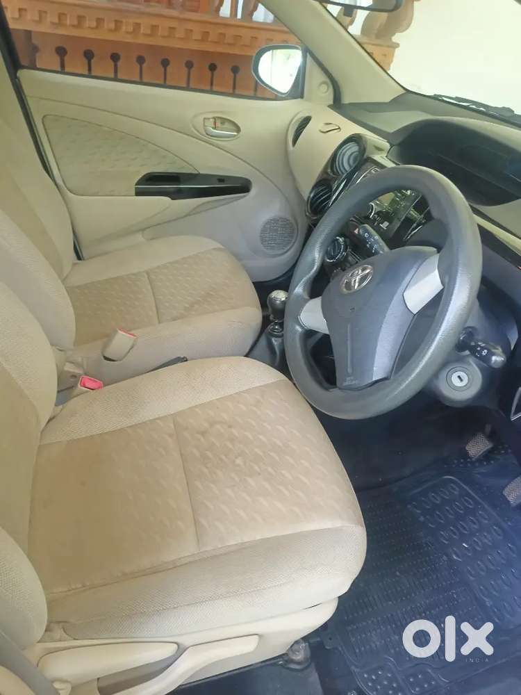 Toyota Etios Liva 2019