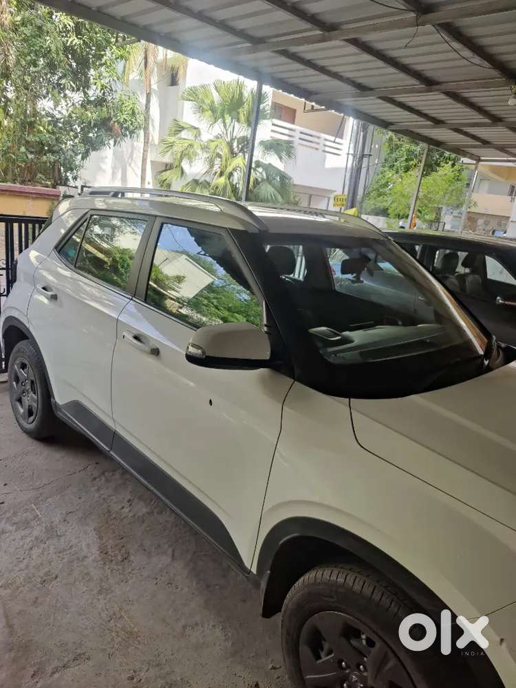 Hyundai Venue 2023 Petrol 25000 Km Driven New
