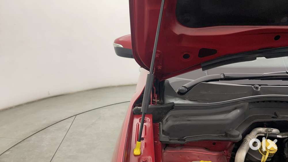 Mahindra Xuv300 W8 Option, 2021, Petrol