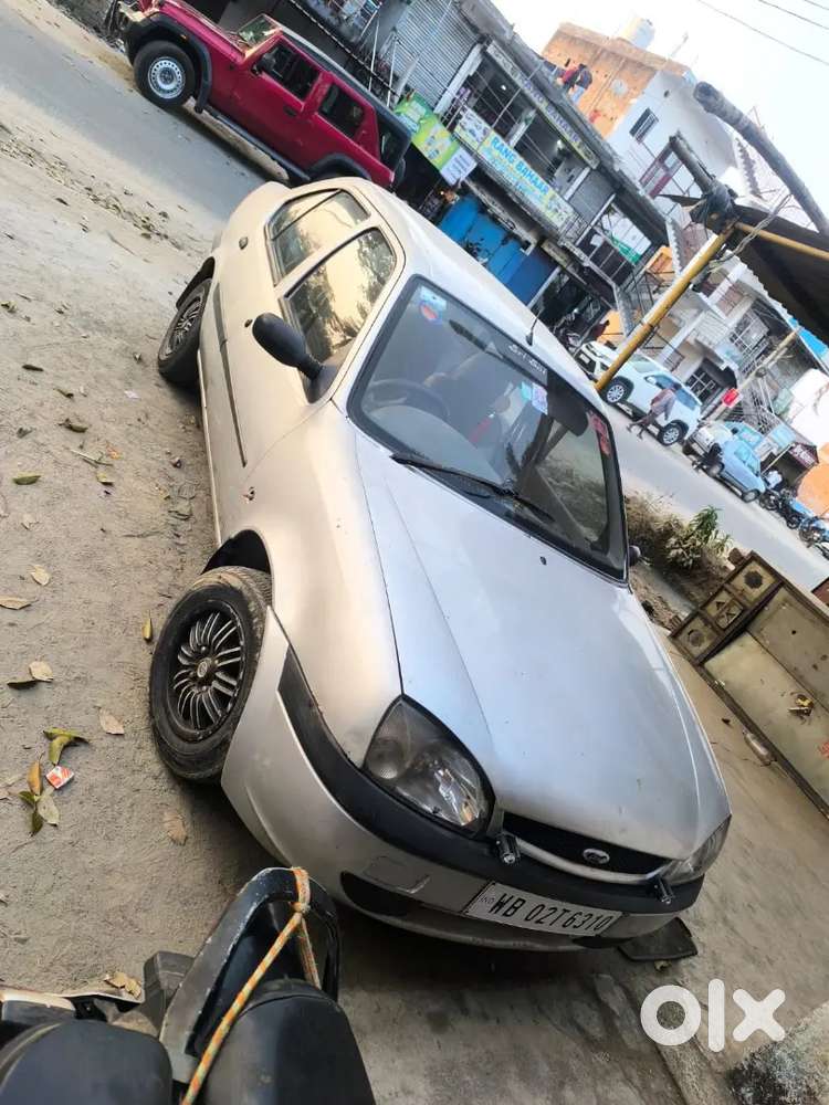 Ford Ikon 2005